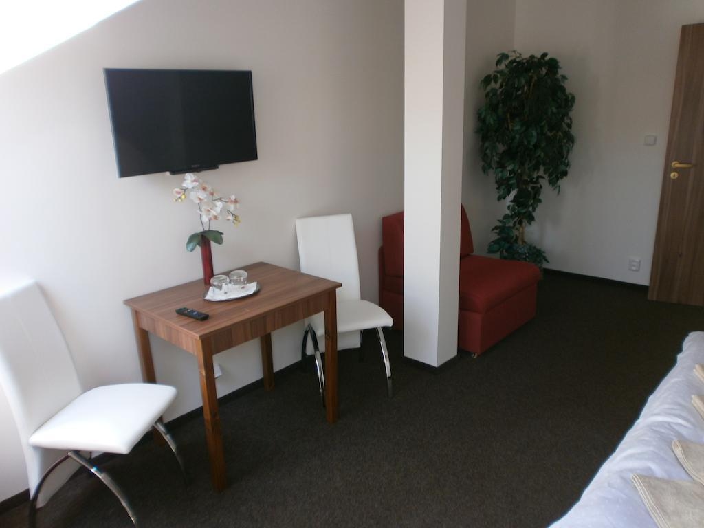 Hotel U Cisare Melnik Quarto foto