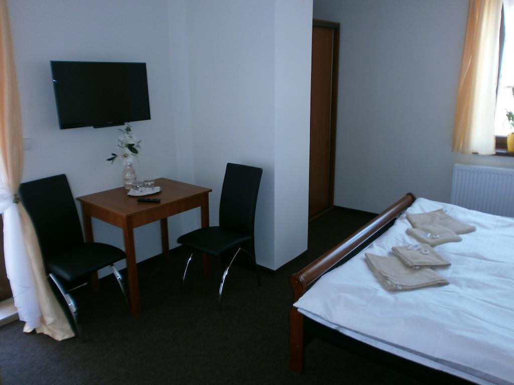 Hotel U Cisare Melnik Quarto foto